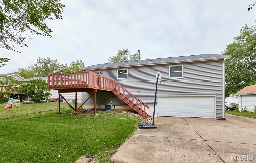 241 Valleyoak Court Ballwin, MO 63021 - Photo 46 of 53