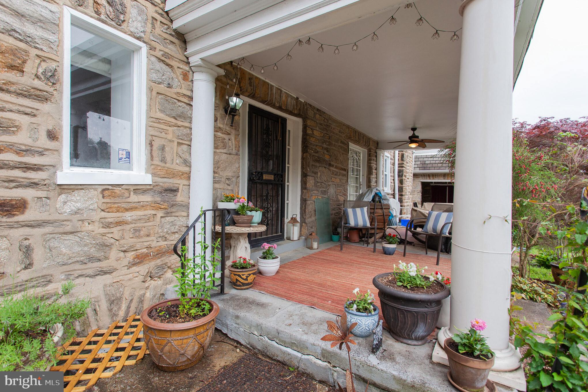 5015 Copley Road Philadelphia, PA 19144 - Photo 3 of 29 Perfect for entertaining or unwinding!