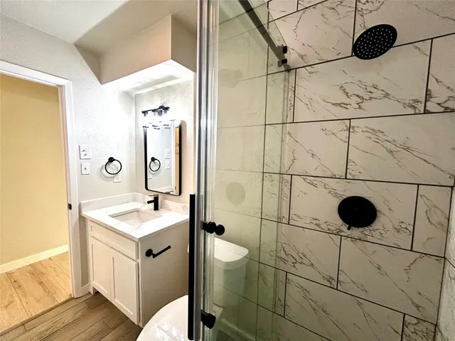 $10,400 | 1005 West Martin Luther King Jr Boulevard, Austin, TX 78701