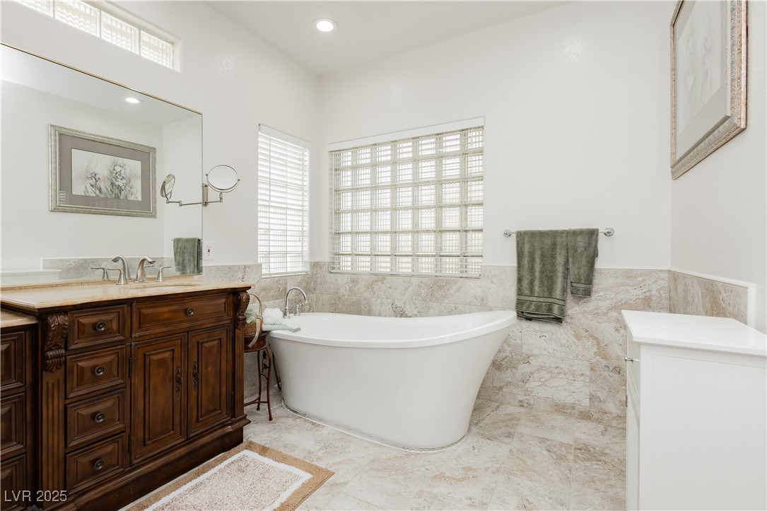 932 Rhyolite Terrace Henderson, NV 89011 - Photo 32 of 41 Gallery Image 32