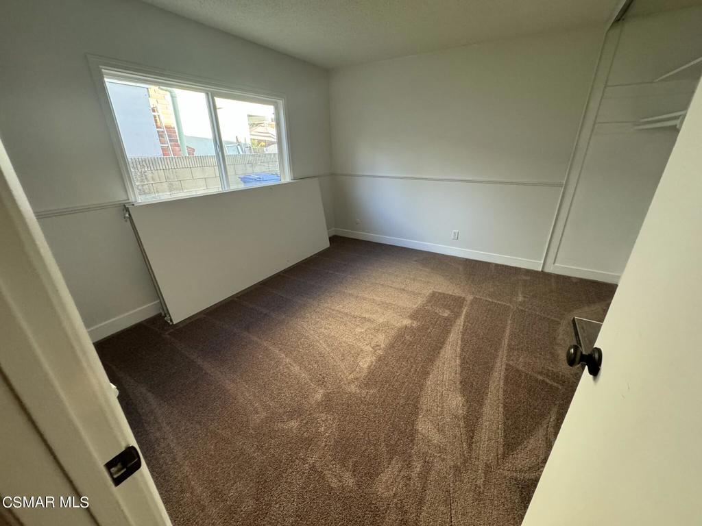 2261 Birchfield Street Simi Valley, CA 93065 - Photo 17 of 23