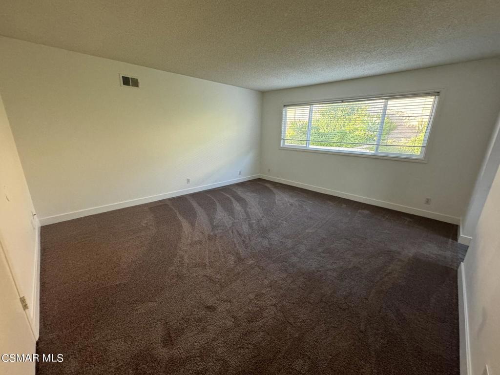 2261 Birchfield Street Simi Valley, CA 93065 - Photo 10 of 23