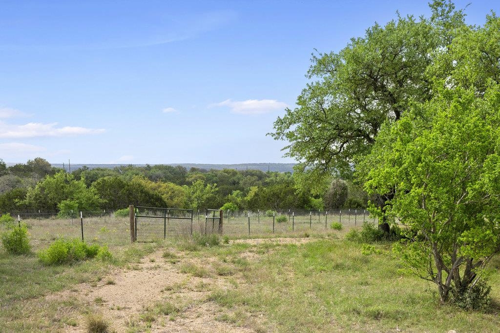 107 Estates Drive Kempner, TX 76539 - Photo 10 of 23 a backyard of a house with lots of green space