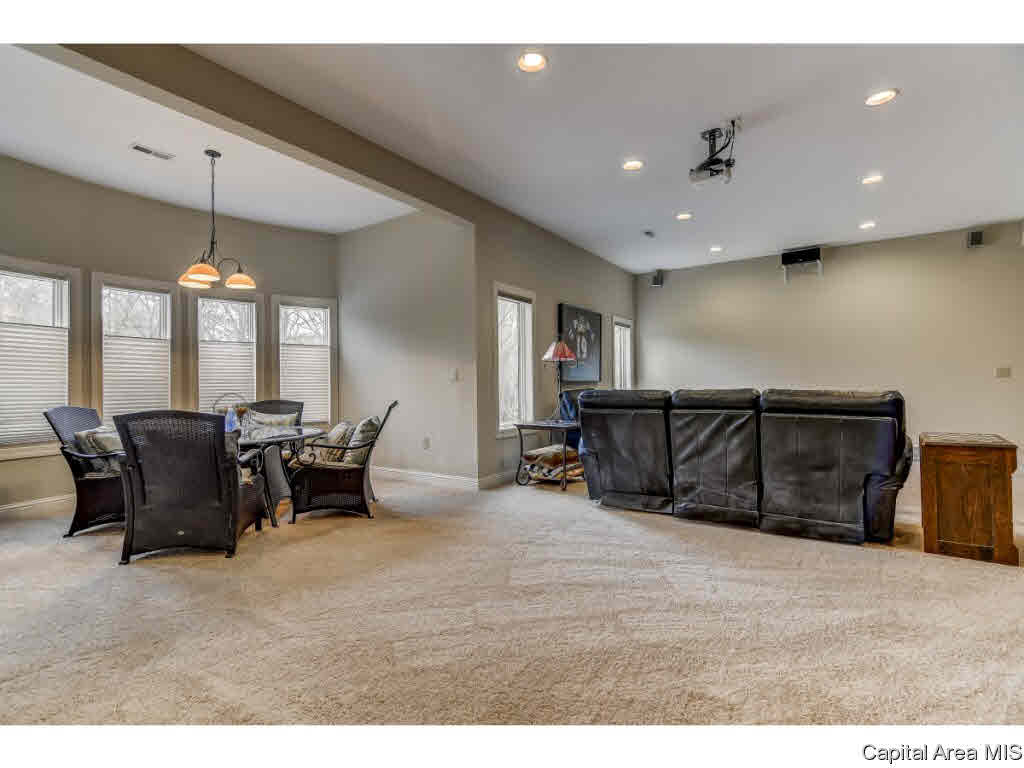700 Epping Court Springfield, IL 62711 - Photo 6 of 29
