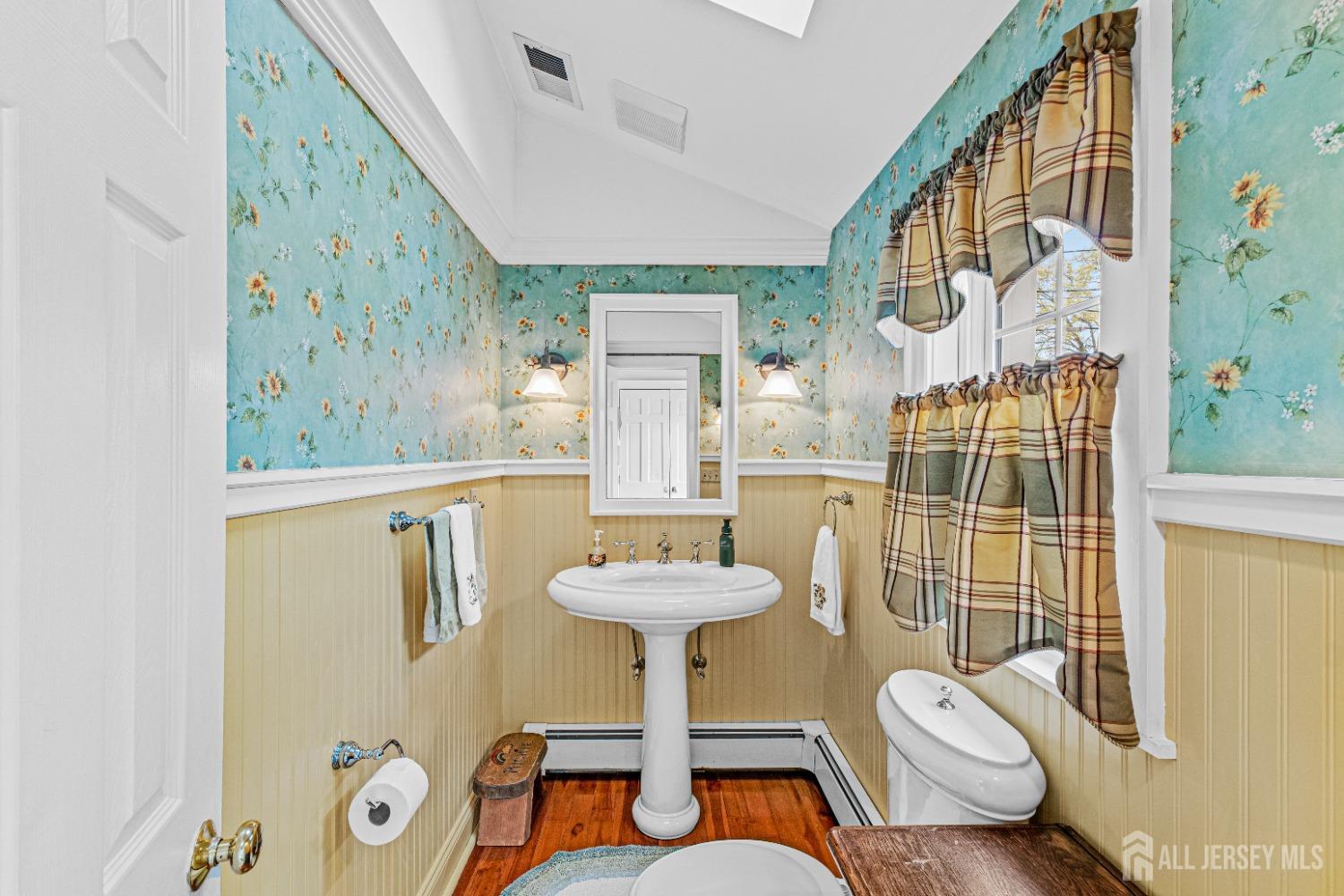 356 Front Street Dunellen, NJ 08812 - Photo 11 of 60 Gallery Image 11