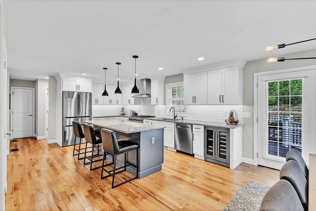 24 Paper Birch Path Worcester, MA 01605 - Photo 6 of 38