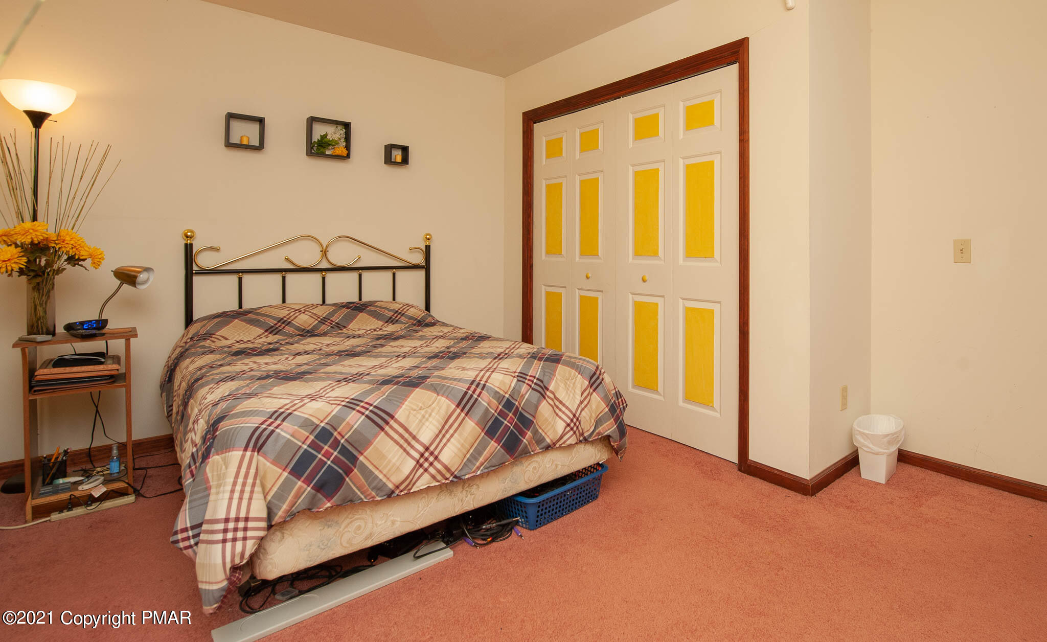 135 Rabbit Court Bushkill, PA 18324 - Photo 19 of 24 135 Bedroom 3 View 2