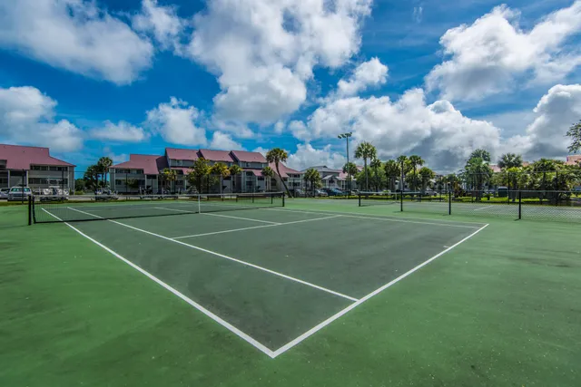 $525,000 | 152 West Mariners Cay Drive, Unit 152, Folly Beach, SC 29412