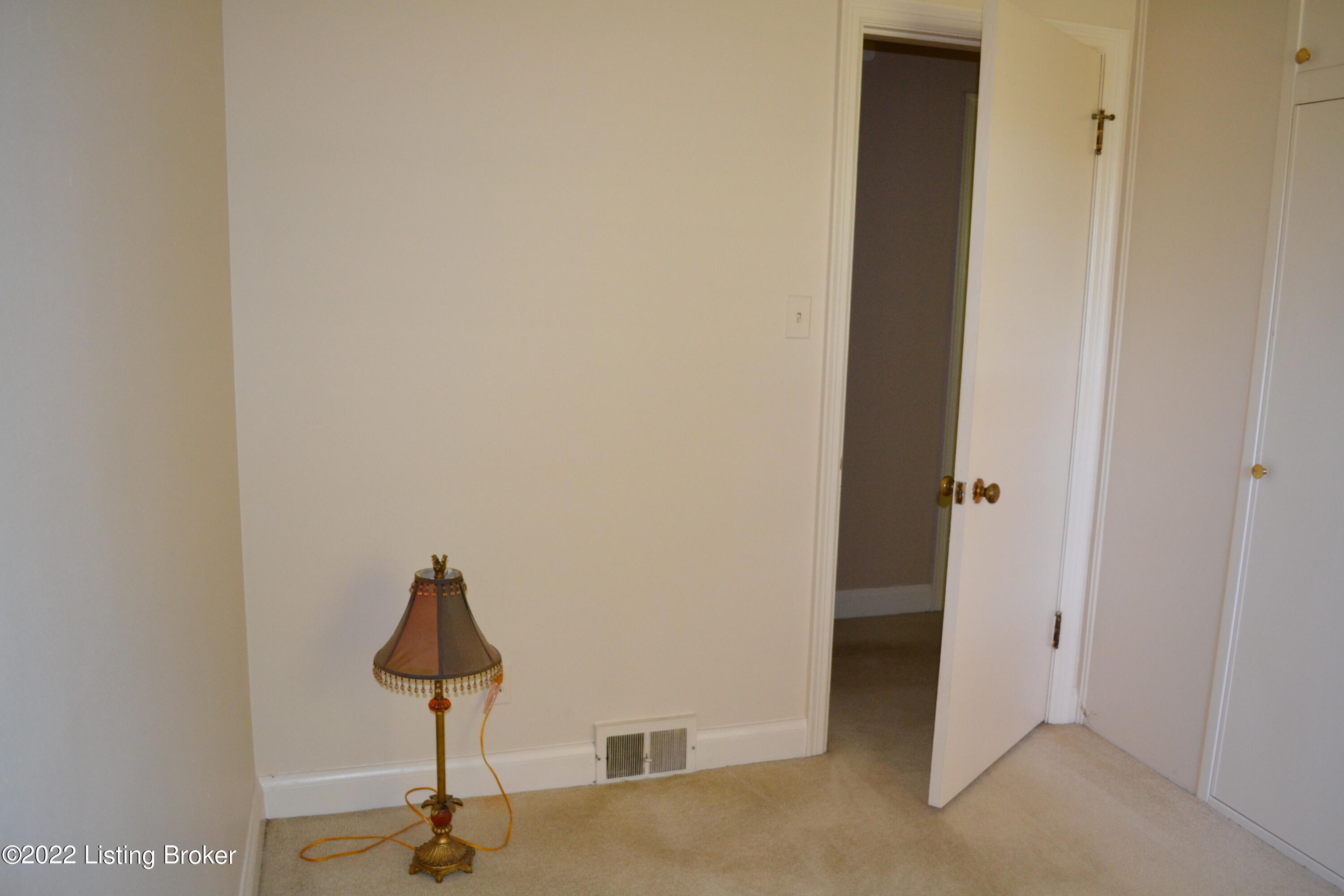 208 South Hampton Road Louisville, KY 40222 - Photo 50 of 59 DSC_0050