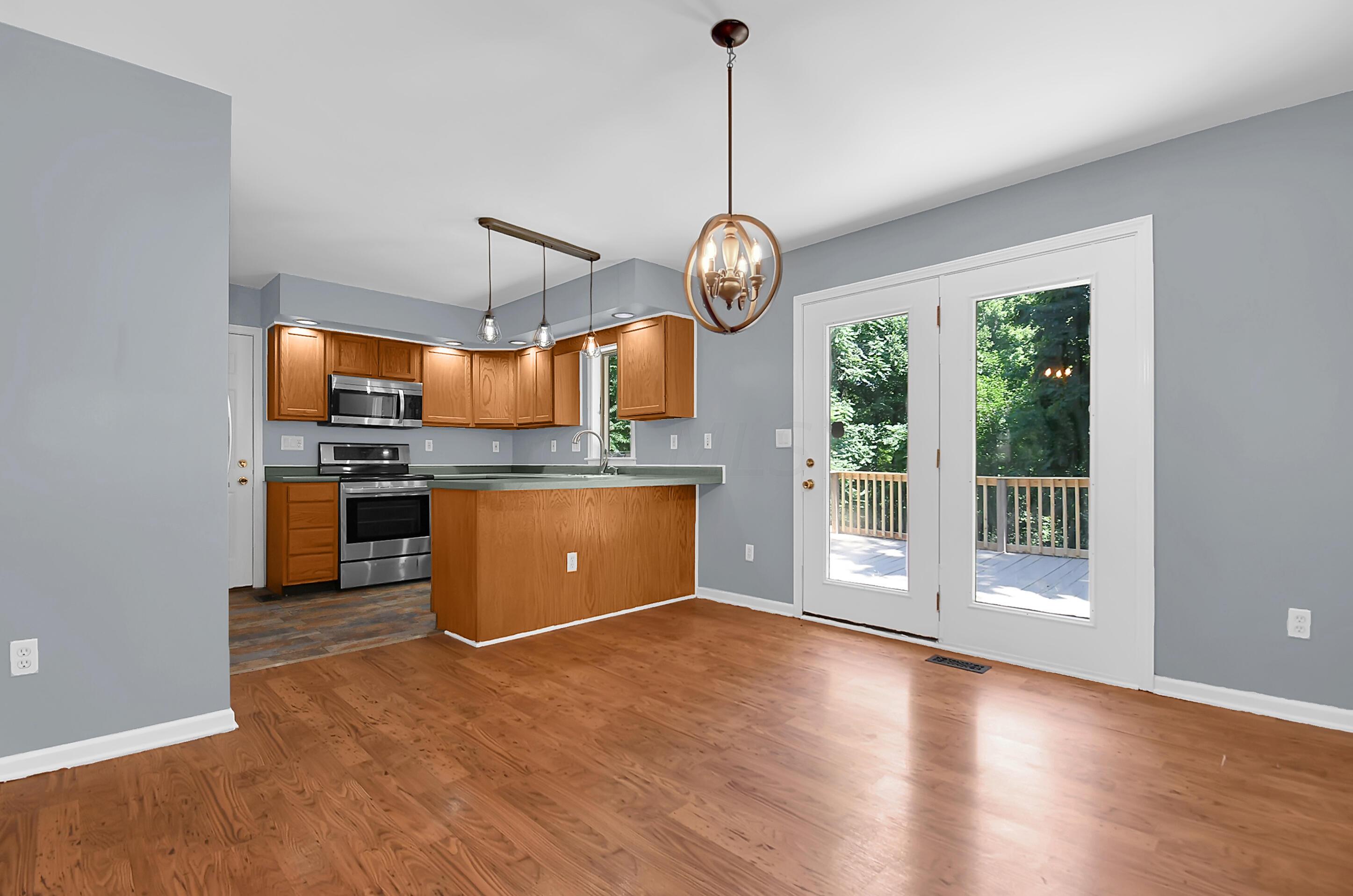 9931 Catt Road Newark, OH 43055 - Photo 14 of 46 Dinning room