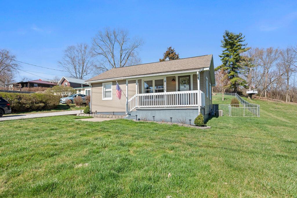 8225 Harrisburg Road Orient, OH 43146 - Photo 2 of 21 7G5A4285