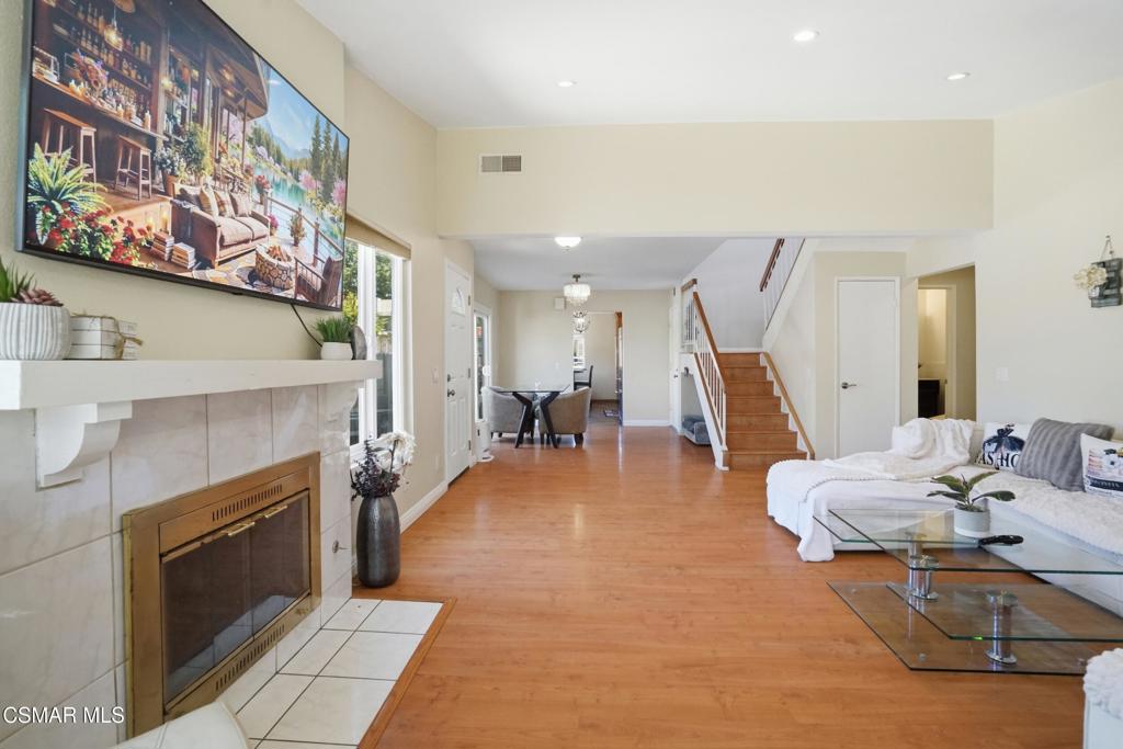 1896 Stow Street Simi Valley, CA 93063 - Photo 8 of 39