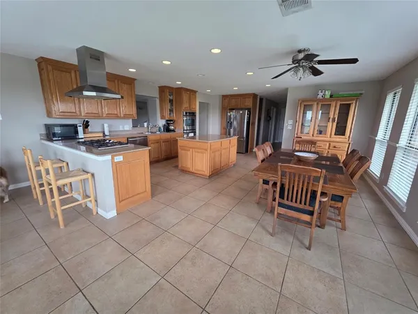 $3,300 | 484 County Road 4149, Grandview, TX 76050