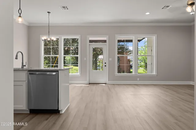 $1,650 | 212 East D, Rayne, LA 70578