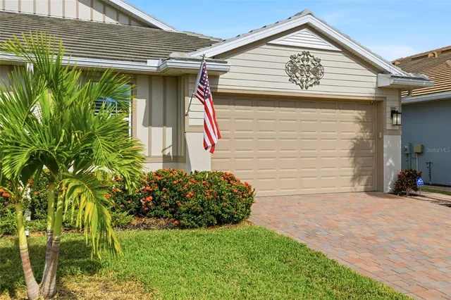 $399,500 | 112 Ibiza Loop, Venice, FL 34292