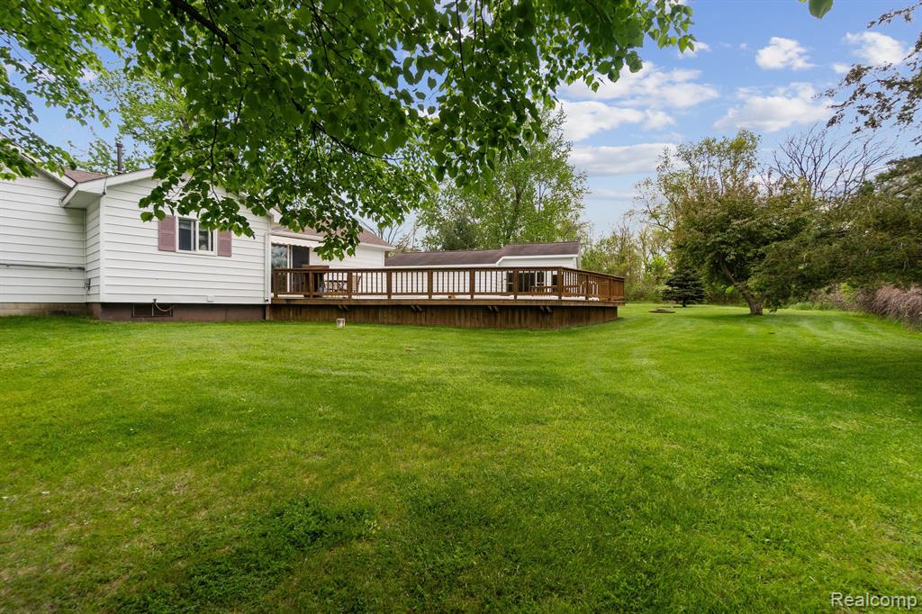 14446 North Road Fenton, MI 48430 - Photo 38 of 39