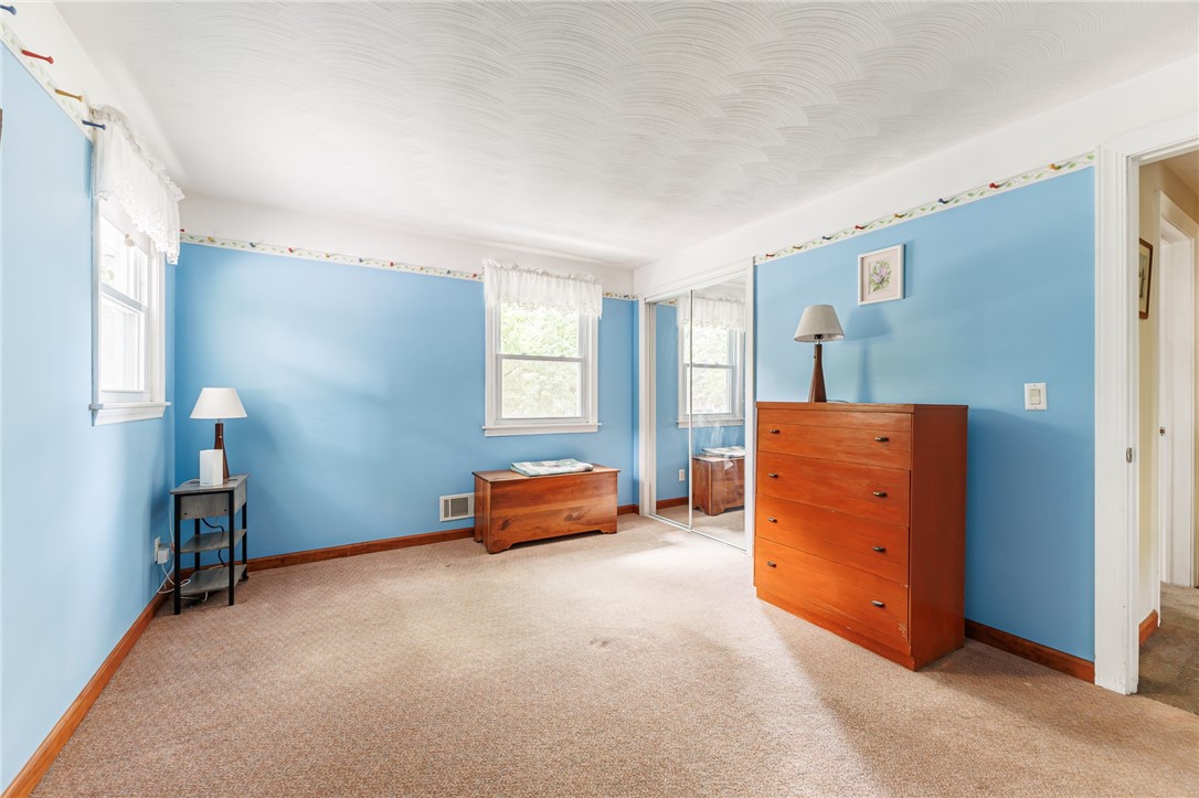 8 Meeting House Road Perinton, NY 14450 - Photo 23 of 40 Bedroom 2