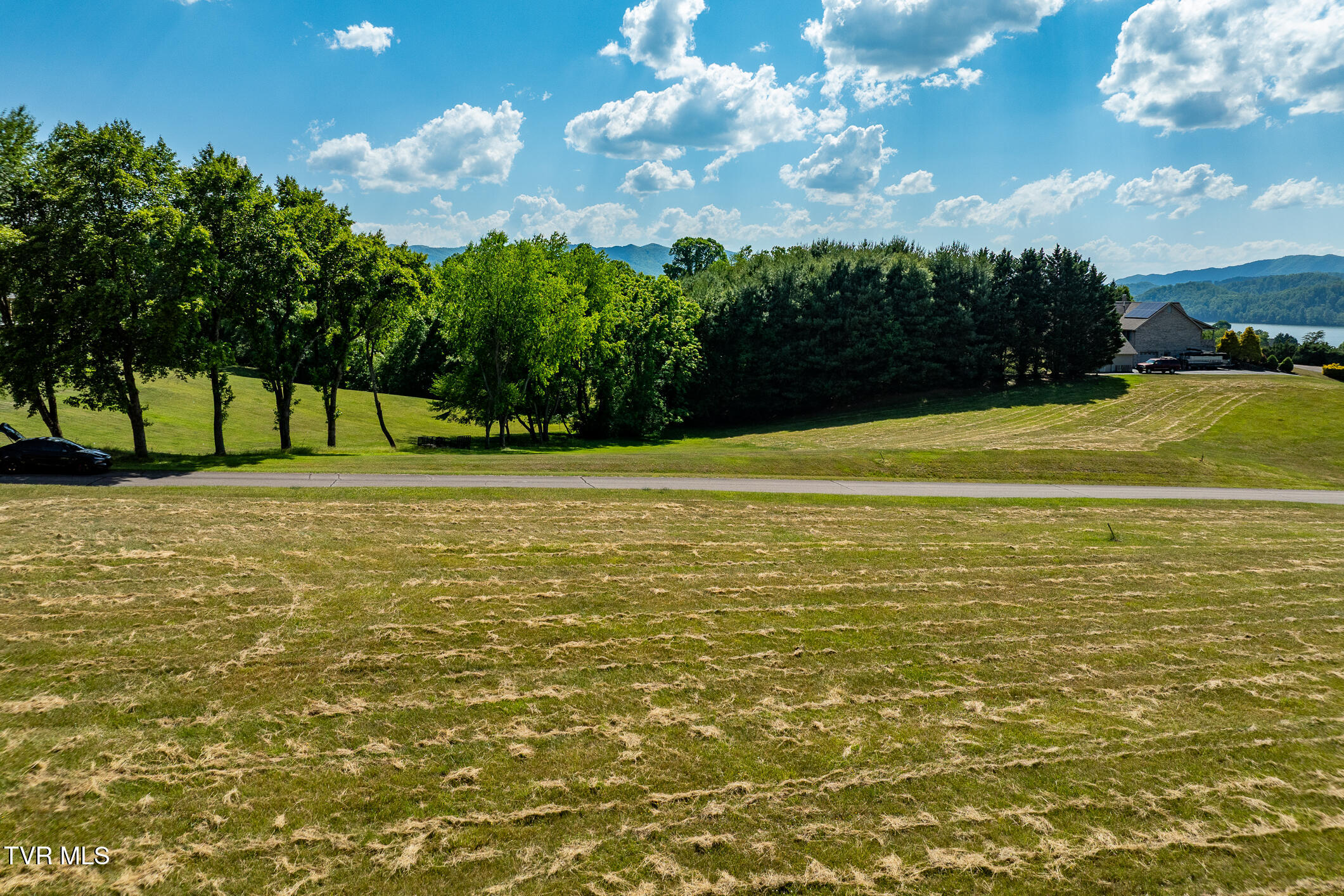Tbd Deer Ridge Court, Unit LOT 6 Butler, TN 37640 - Photo 9 of 33 DEER RIDGE CT (20 of 34)
