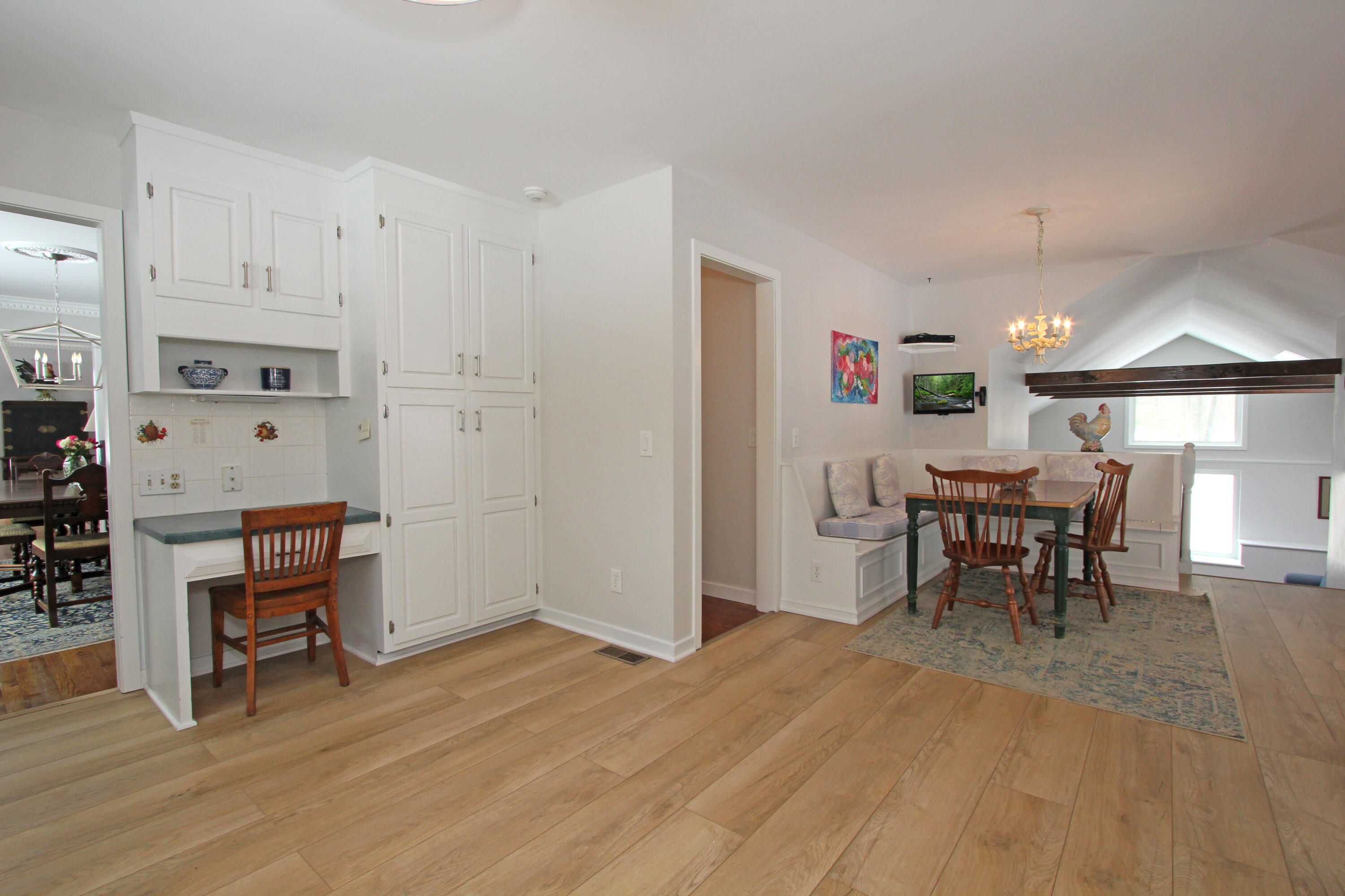 149 Journeys End Road Wilton, CT 06897 - Photo 13 of 30 a view of a dining room with furniture