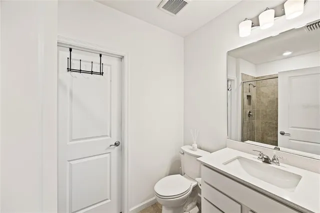 $450,000 | 6564 Silverstar Drive, Sarasota, FL 34240