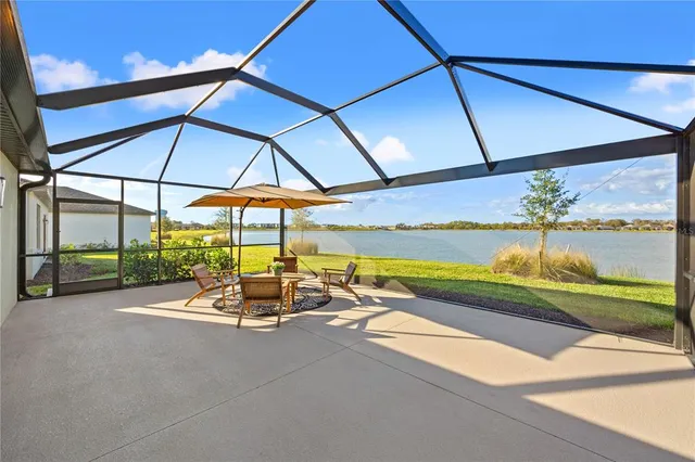 $450,000 | 6564 Silverstar Drive, Sarasota, FL 34240