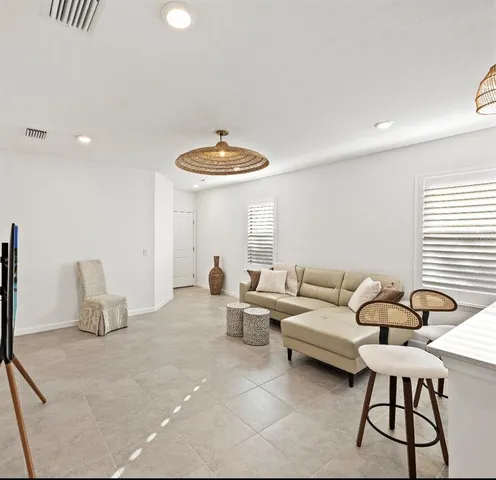 $450,000 | 6564 Silverstar Drive, Sarasota, FL 34240