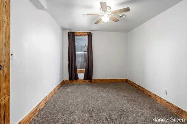 $170,000 | 219 North 3rd Street, Edmore, MI 48829