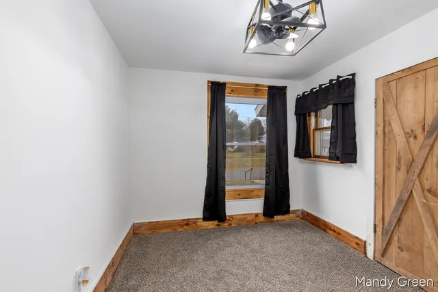 $177,900 | 219 North 3rd Street, Edmore, MI 48829