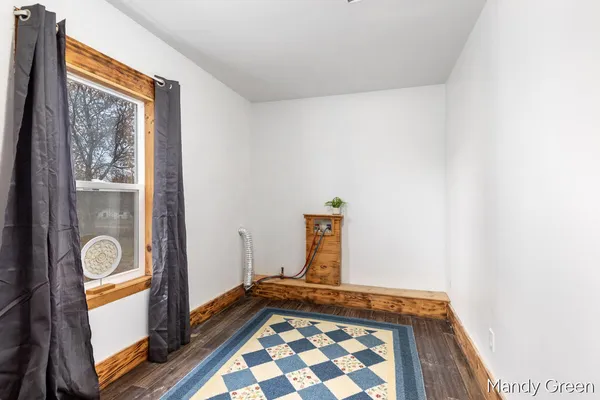 $170,000 | 219 North 3rd Street, Edmore, MI 48829