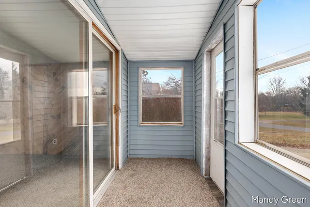 $177,900 | 219 North 3rd Street, Edmore, MI 48829