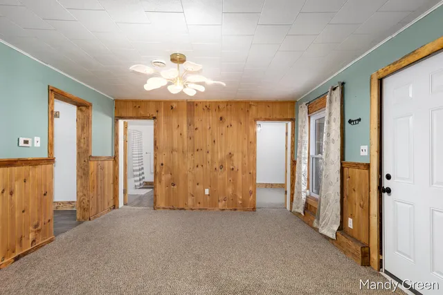 $177,900 | 219 North 3rd Street, Edmore, MI 48829