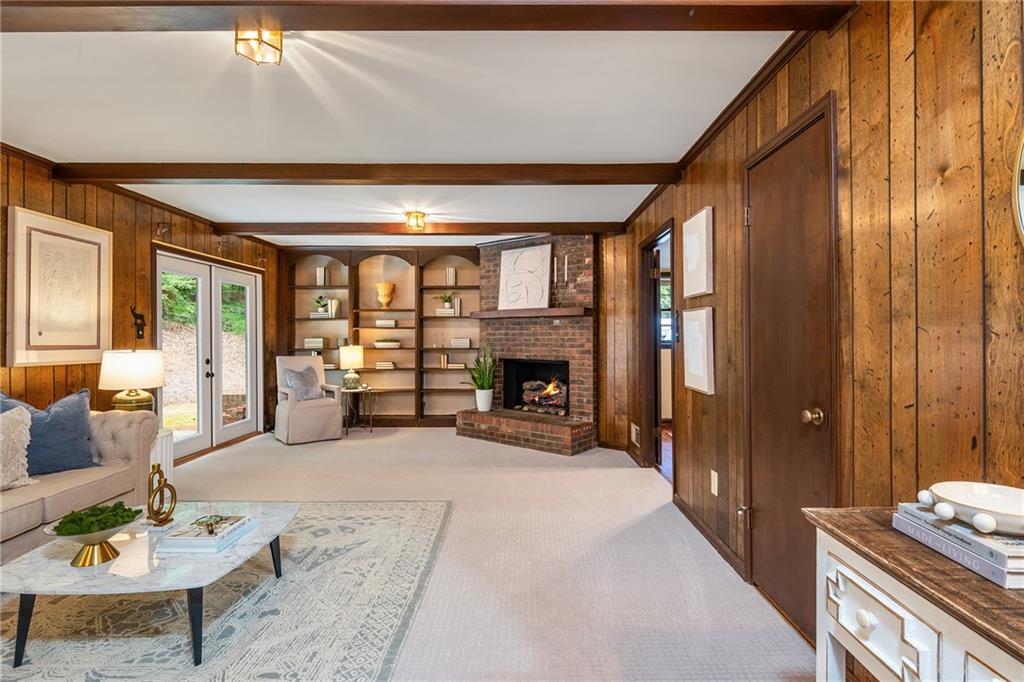 215 North Mill Road Sandy Springs, GA 30328 - Photo 18 of 39 Gallery Image 18