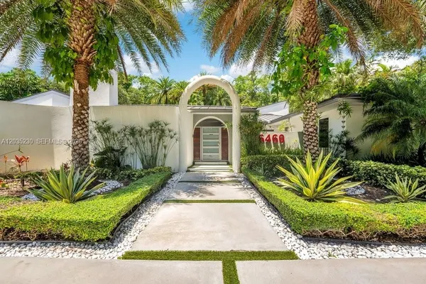 $5,800,000 | 6460 Southwest 133rd Drive, Pinecrest, FL 33156