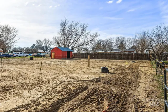 $360,000 | 20871 Academy Road, Greenleaf, ID 83626