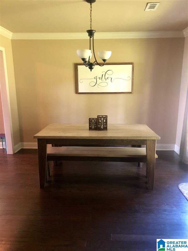 140 Sara Lane Clanton, AL 35045 - Photo 2 of 19