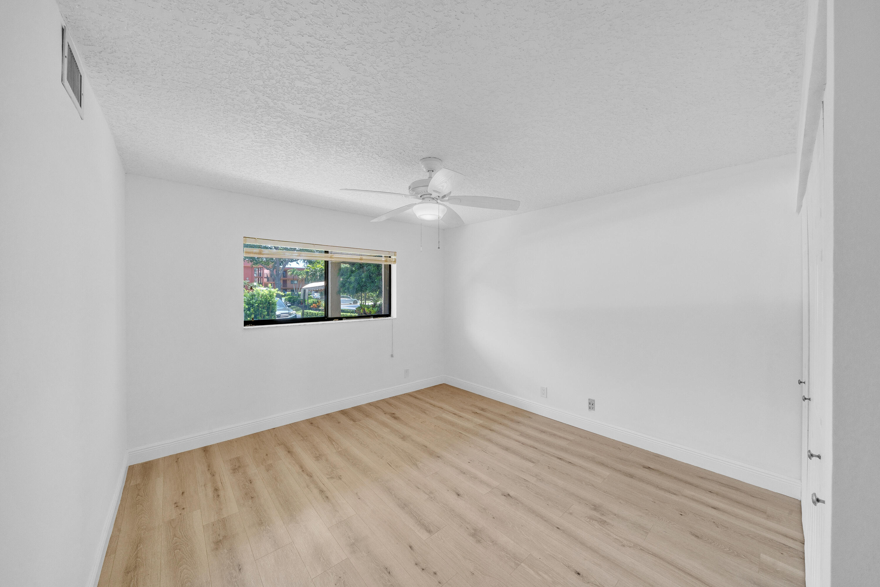 15075 Witney Road, Unit 108 Delray Beach, FL 33484 - Photo 45 of 76 19 Guest Bedroom (2)