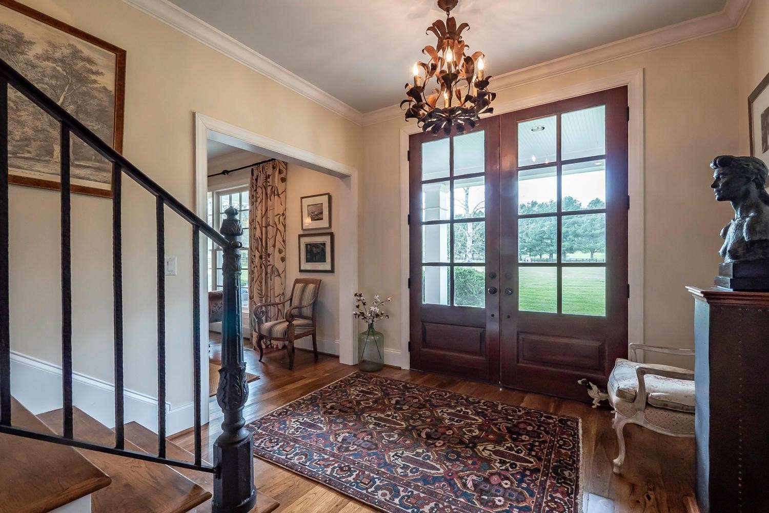 5178 Old Harding Road Franklin, TN 37064 - Photo 6 of 26 a living room with furniture and a window