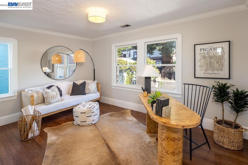 1329 Ordway Street Berkeley, CA 94702 - Photo 33 of 47 a living room with furniture and a window