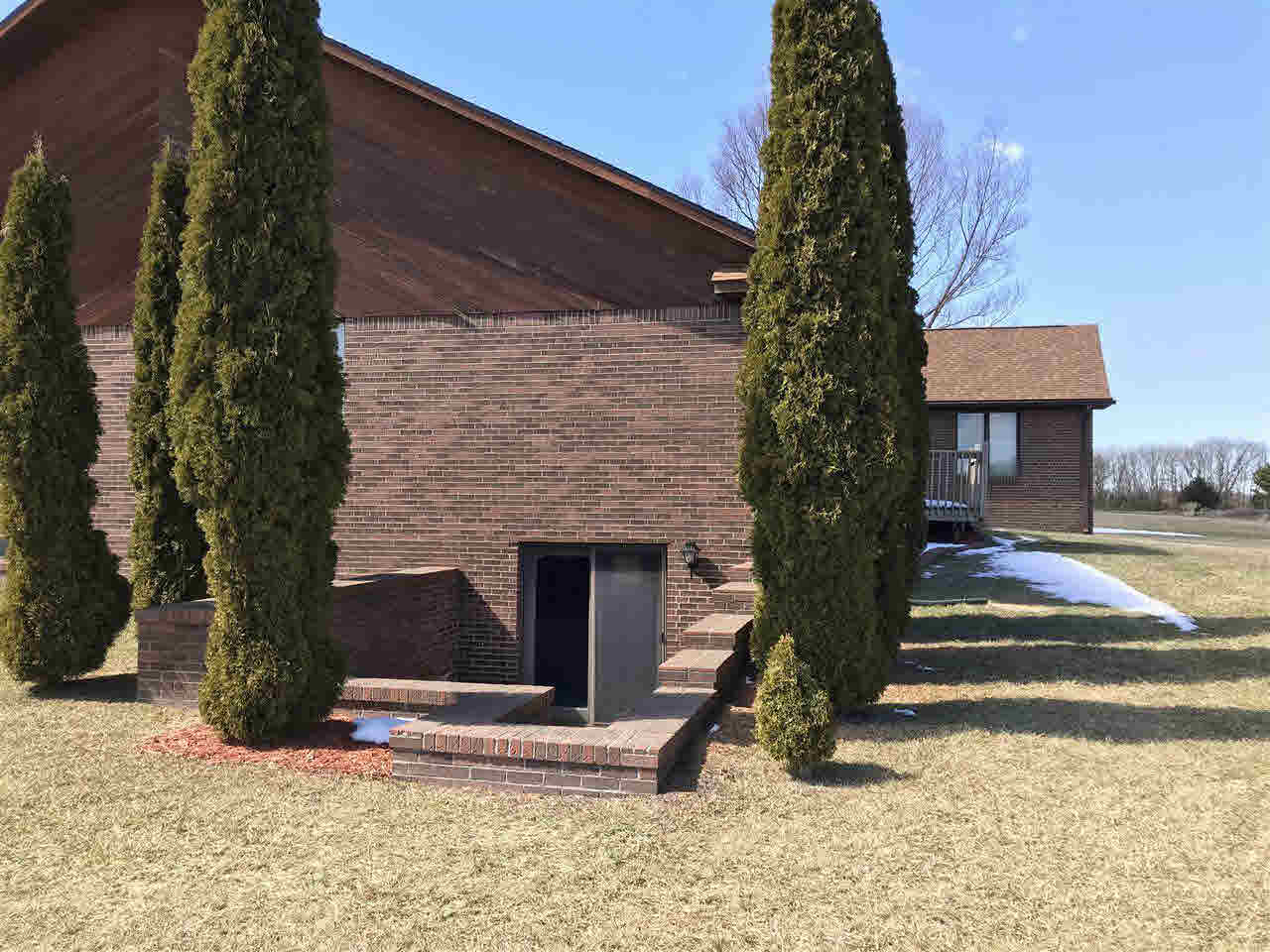4146 Pinckney Road Howell, MI 48843 - Photo 21 of 25 21433863-20.JPG