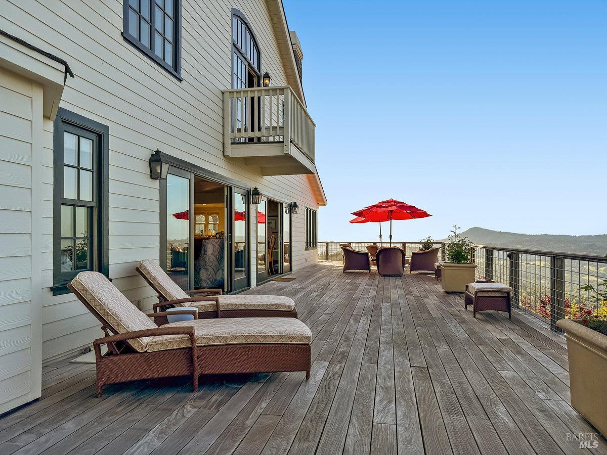 1000 Wolf Ridge Road Glen Ellen, CA 95442 - Photo 19 of 70 swimming pool with outdoor seating