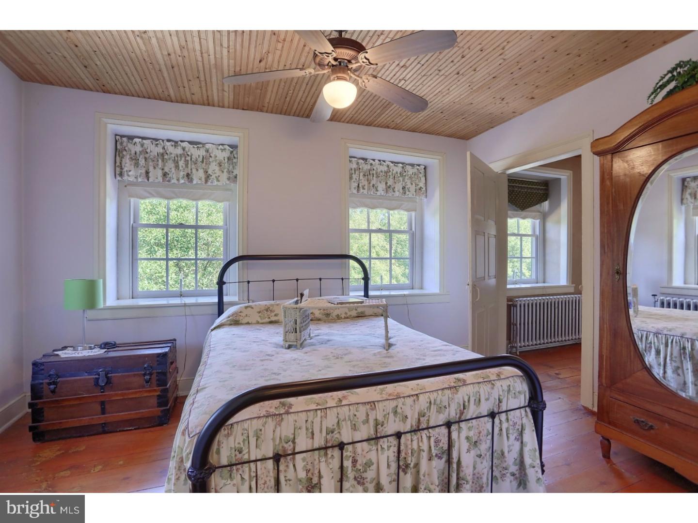 86 Greshville Road Boyertown, PA 19512 - Photo 11 of 25 Bedroom 2