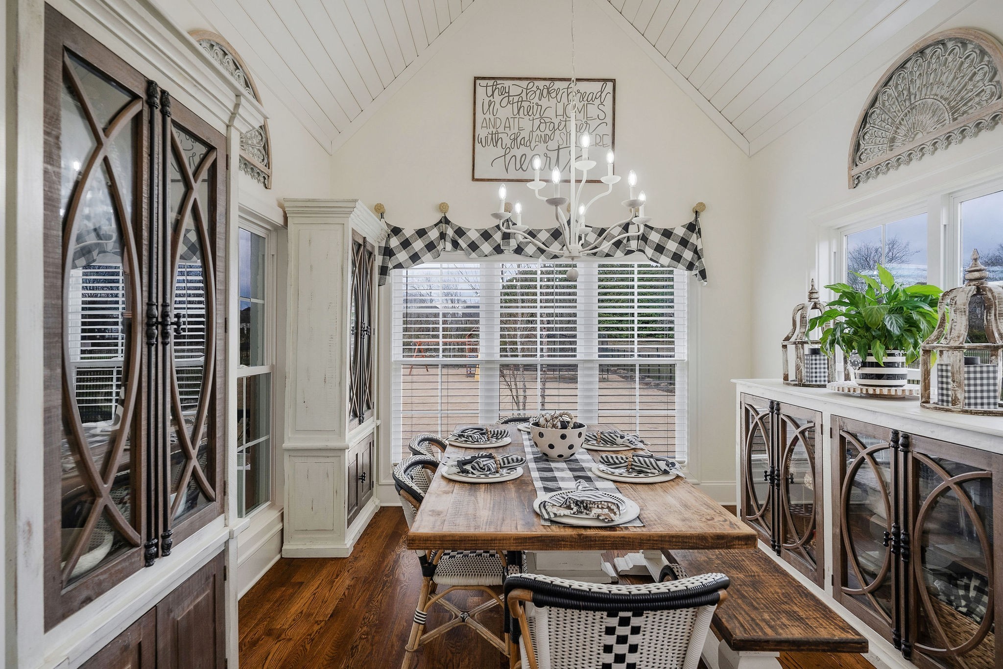 2945 Siegel Road Murfreesboro, TN 37129 - Photo 20 of 59 a view of a dining room with furniture window and outside view