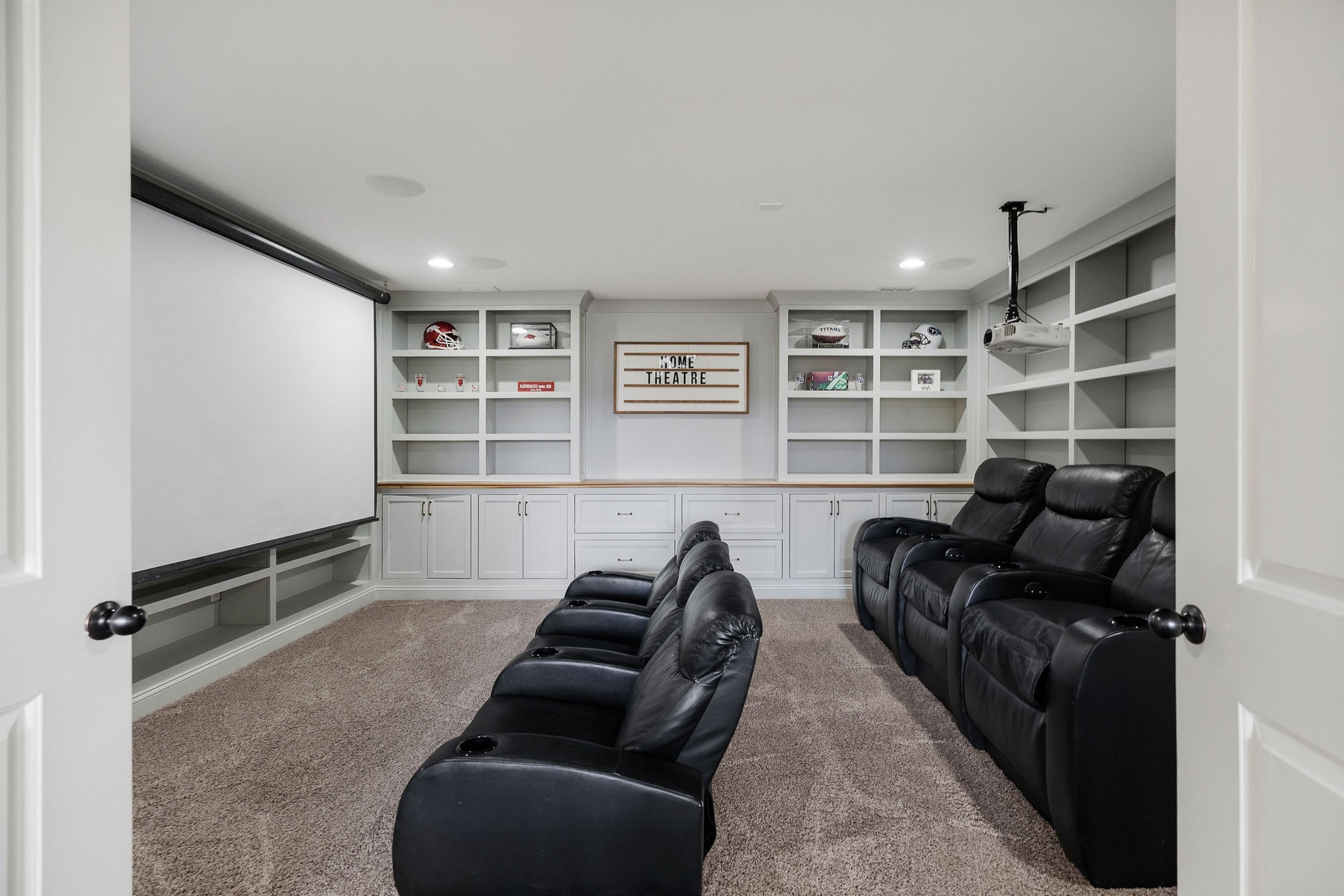 2945 Siegel Road Murfreesboro, TN 37129 - Photo 36 of 59 a living room with furniture