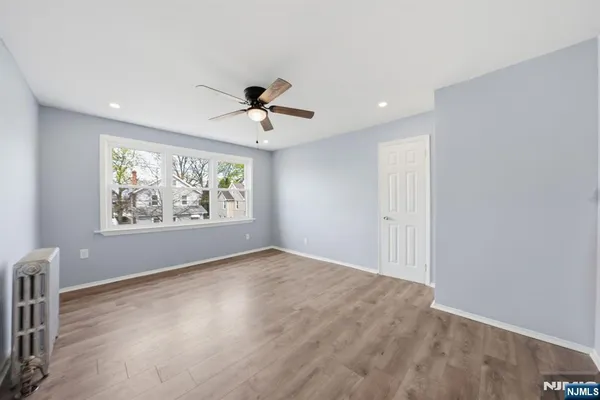 $2,400 | 462 Kingsland Avenue, Unit 2, Lyndhurst, NJ 07071