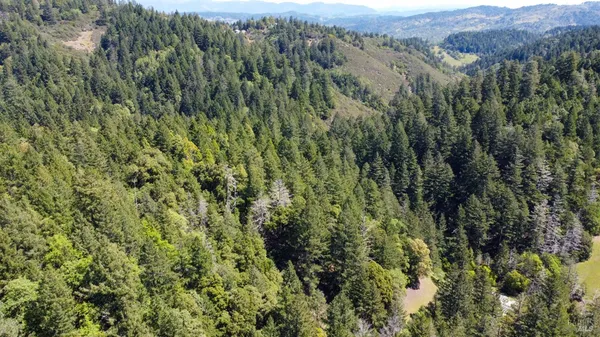 $95,000 | 3730 Blackhawk Drive, Willits, CA 95490