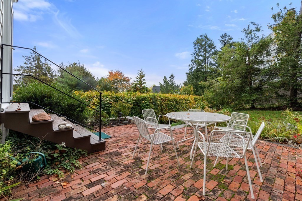 29 Ernest Road Belmont, MA 02478 - Photo 8 of 17 Gallery Image 8
