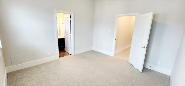 $4,850 | 11 West Rafters Row, The Woodlands, TX 77380