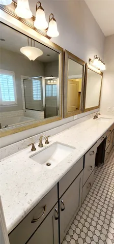 $4,850 | 11 West Rafters Row, The Woodlands, TX 77380