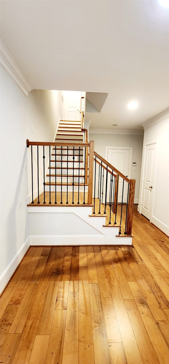 11 West Rafters Row The Woodlands, TX 77380 - Photo 5 of 33