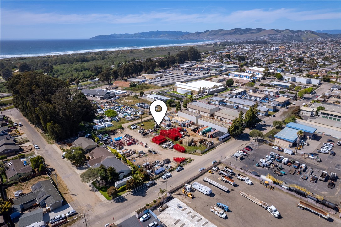 978 Griffin Street Grover Beach, CA 93433 - Photo 5 of 12